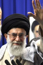Chamenei-20090619-b